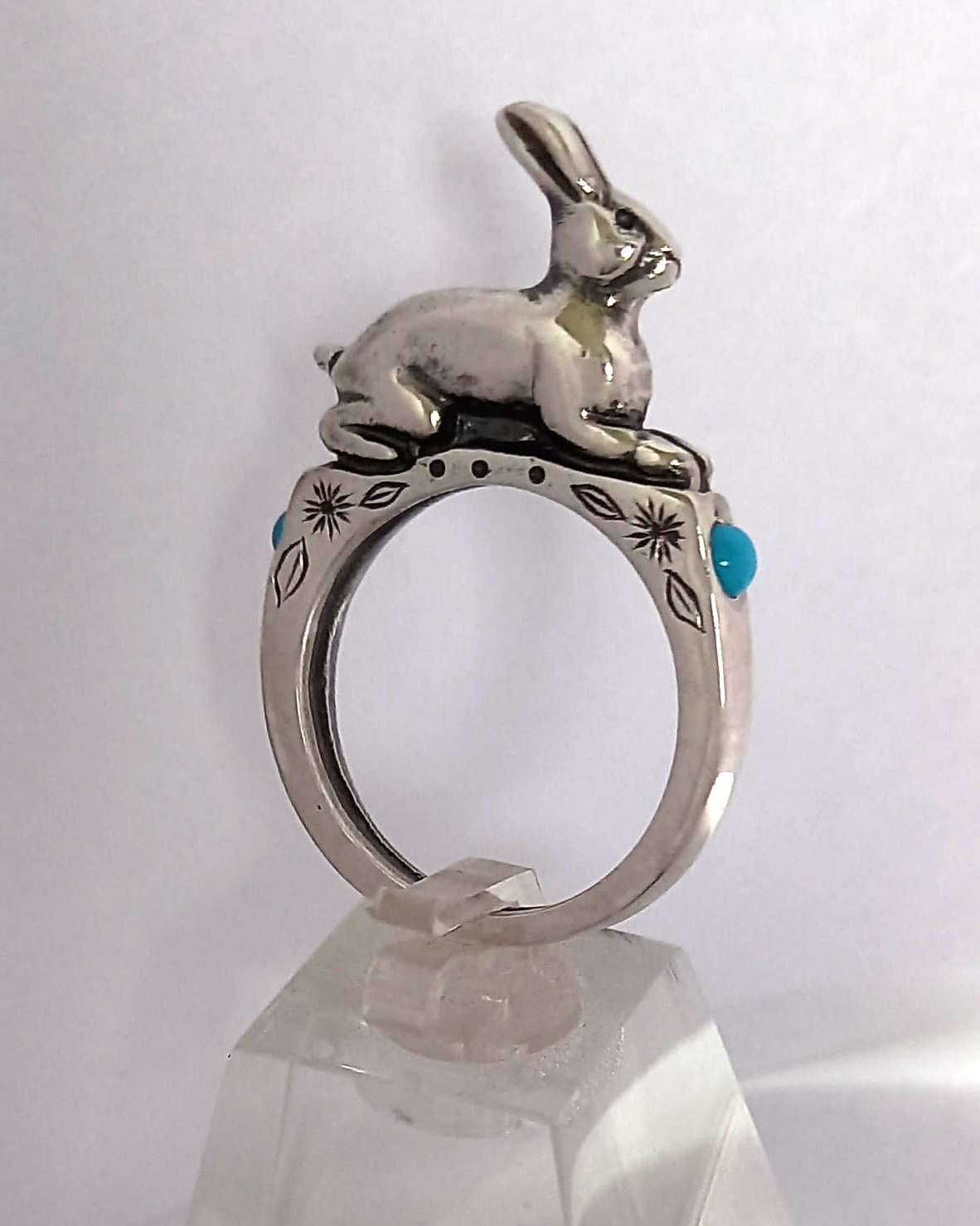 Meadow Hare Turquoise Ring
